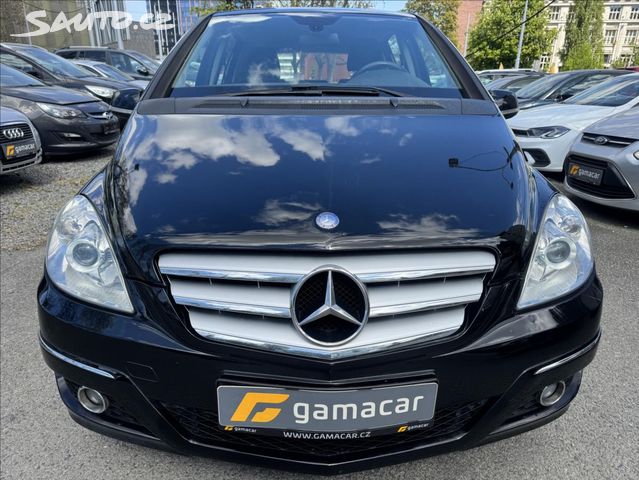 Mercedes Třída B